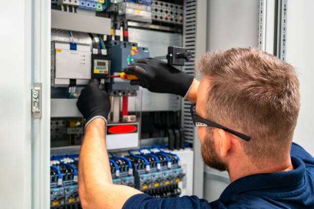 Best Circuit Breaker Repair  in Dallastown, PA